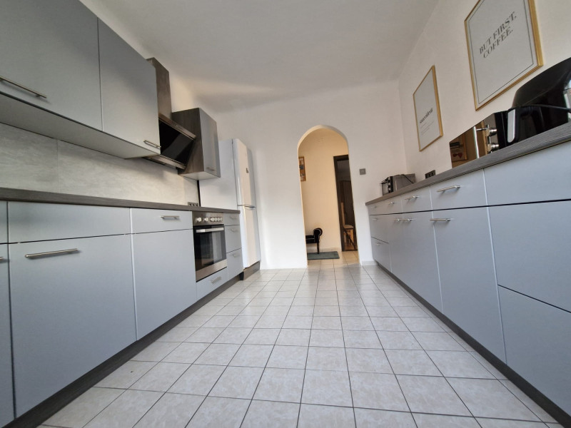 ANLEGER AUFGEPASST: NEUER SPITZENPREIS: 2700 WR. NEUSTADT: MODERNE WOHNUNG IN ZENTRUMSNÄHE!