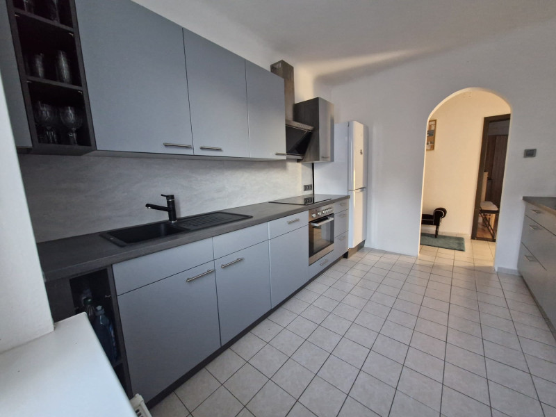 ANLEGER AUFGEPASST: NEUER SPITZENPREIS: 2700 WR. NEUSTADT: MODERNE WOHNUNG IN ZENTRUMSNÄHE! – Bild 2