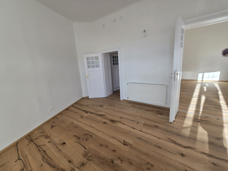 2700 WR. NEUSTADT:  DACHGESCHOSSWOHNUNG IN ZENTRUMSNÄHE! – Bild 6