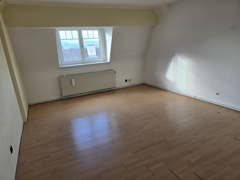 2700 WR. NEUSTADT:  DACHGESCHOSSWOHNUNG IN ZENTRUMSNÄHE! – Bild 7
