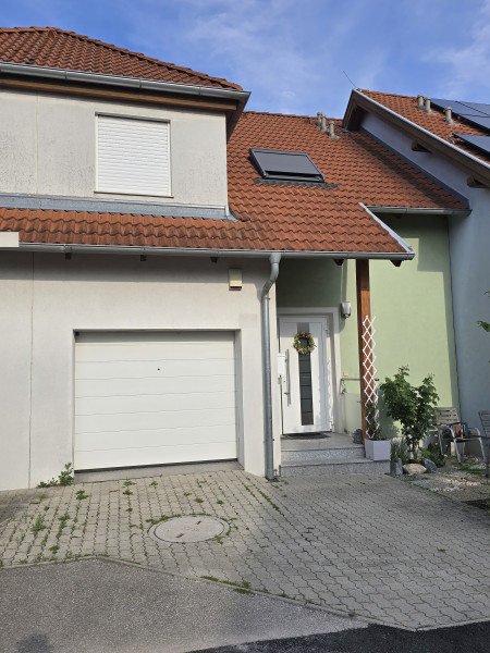 2542 KOTTINGBRUNN/BADEN: EINZIEHEN UND WOHLFÜHLEN!
