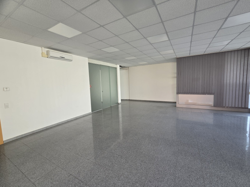 2823 PITTEN- GESCHÄFTSLOKAL IM ZENTRUM VON PITTEN - VIELSEITIG NUTZBAR! – Bild 2